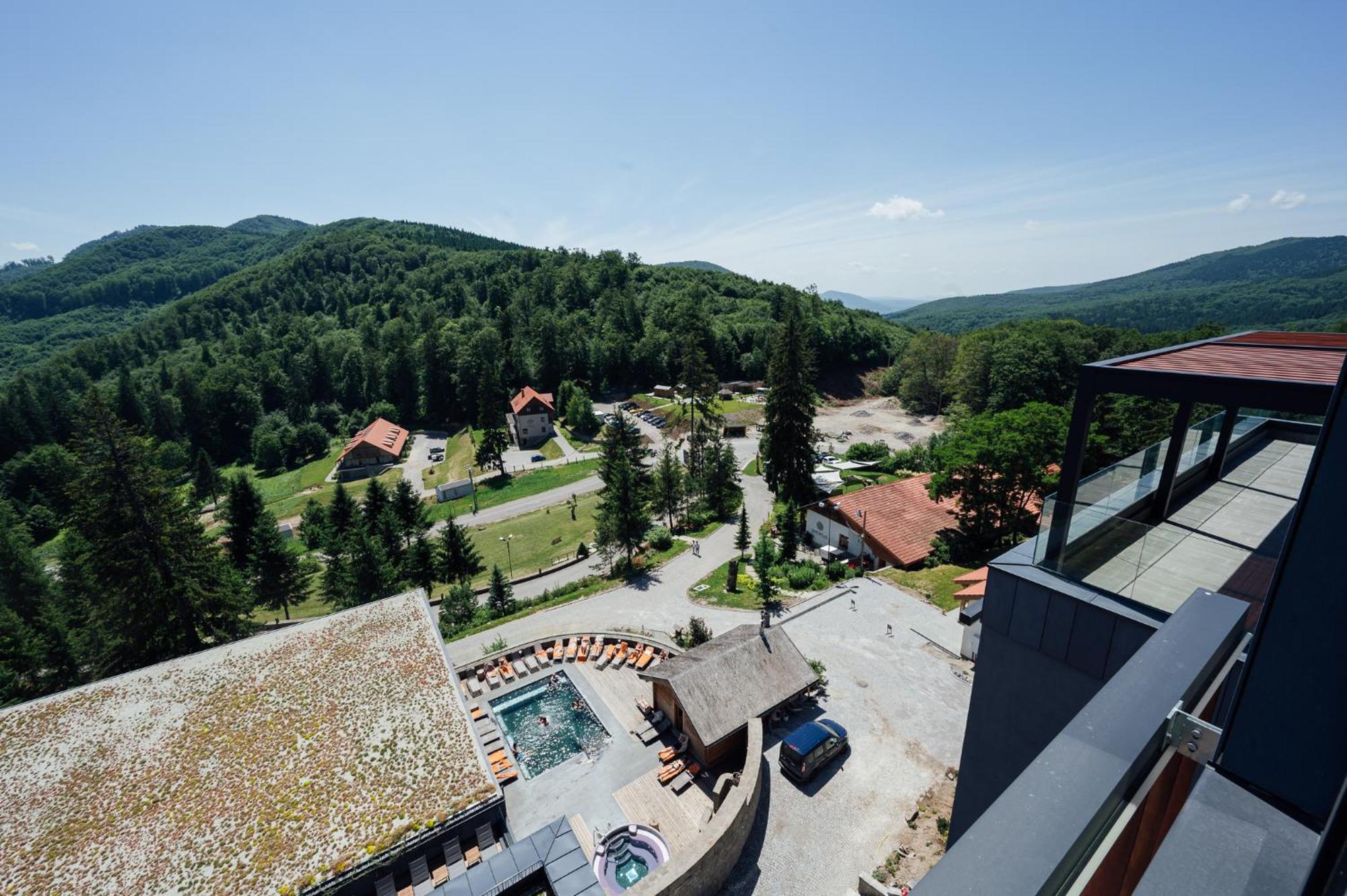 Balvanyos Resort - Peakture Hotel & Grand Hotel Балваниос Екстериор снимка